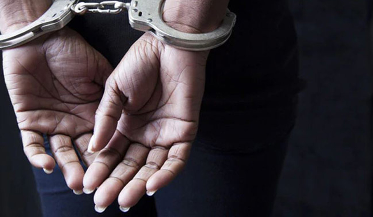 Handcuff